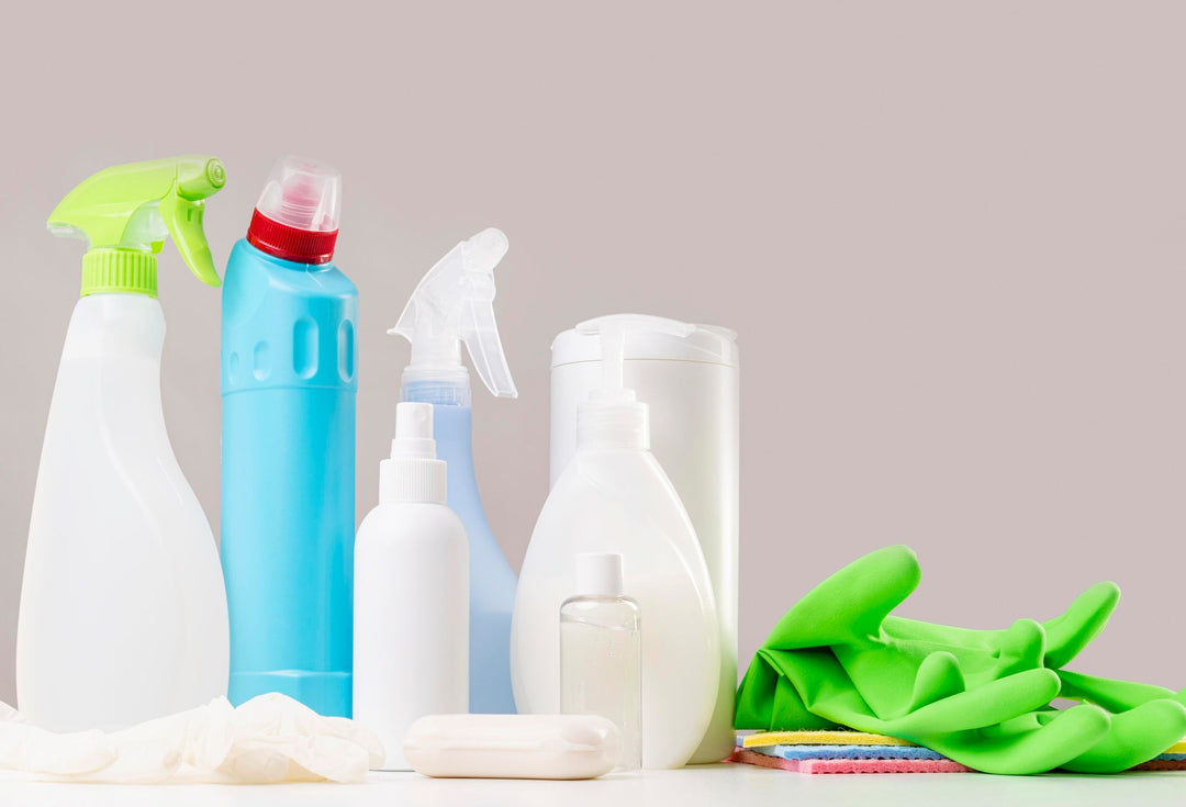 PRODUITS NETTOYANTS